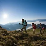 Grizzly Sport & Motorrad Resort 4*