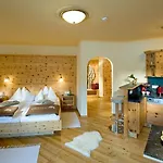 Hotel Grizzly Sport & Motorrad Resort Sankt Margarethen im Lungau