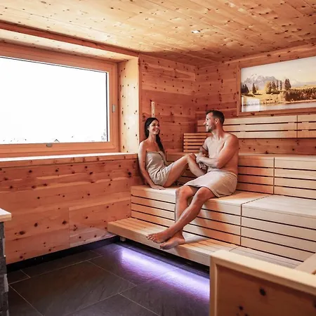 Grizzly Sport & Motorrad Resort 4*