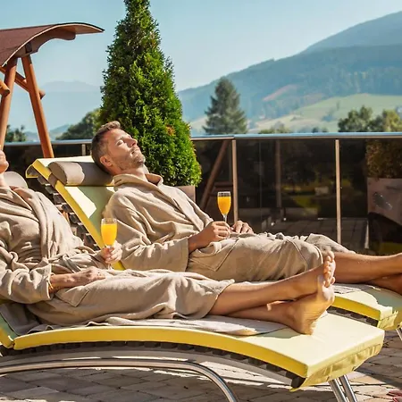 Grizzly Sport & Motorrad Resort Hotel Sankt Margarethen im Lungau