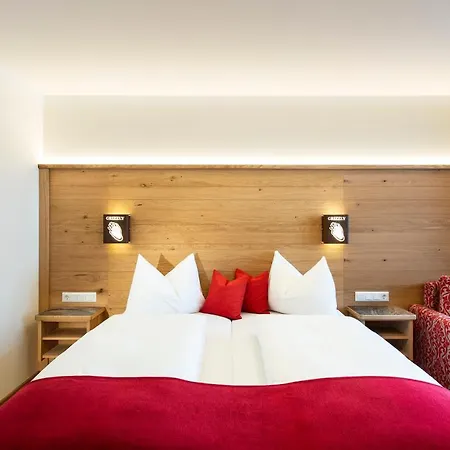 Grizzly Sport & Motorrad Hotel 4*