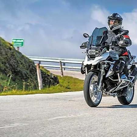 Grizzly Sport & Motorrad 4*