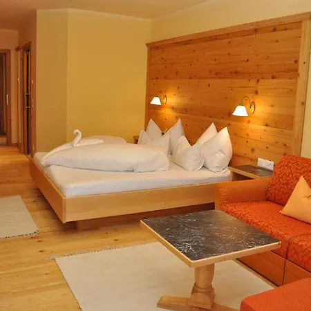 Otel Grizzly Sport & Motorrad 4*