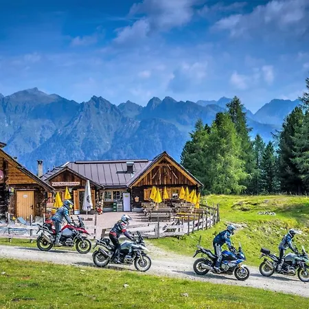 Hotel Grizzly Sport & Motorrad