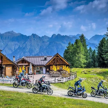 Otel Grizzly Sport & Motorrad