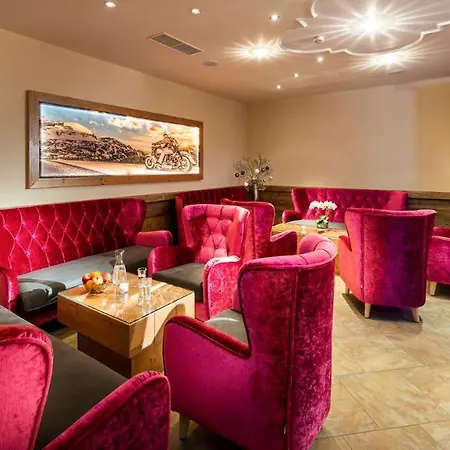 Otel Grizzly Sport & Motorrad Sankt Margarethen im Lungau